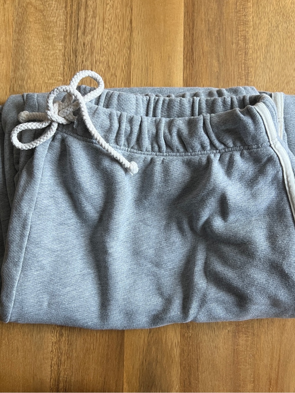 DONNI. Gray Drawstring Joggers with White Cord